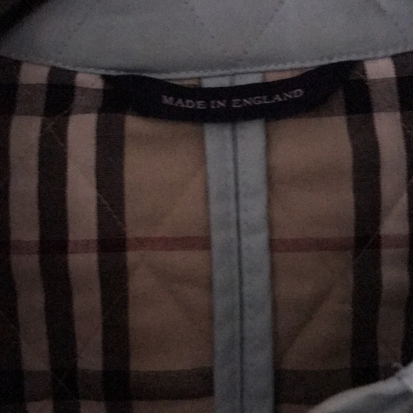 Beautiful Burberry coat very good condition size 6 - Picture 3 of 5